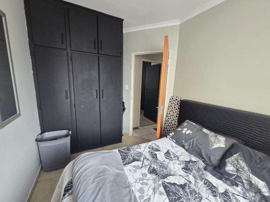 2 Bedroom Property for Sale in Langenhovenpark Free State